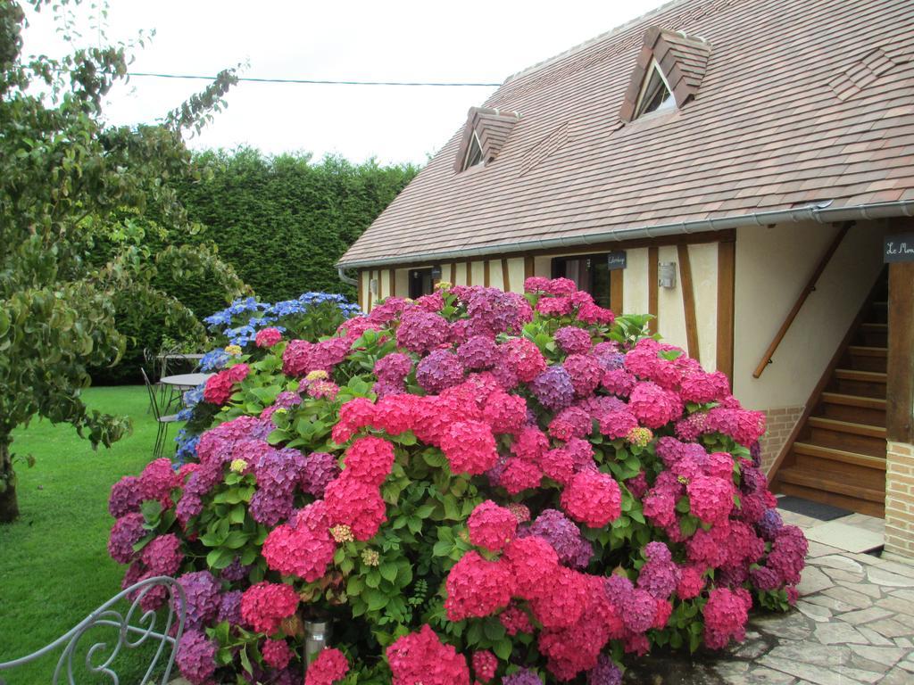 Gites Les Colombages Fatouville-Grestain Quarto foto
